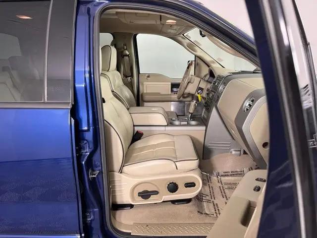 2007 Lincoln Mark LT Standard