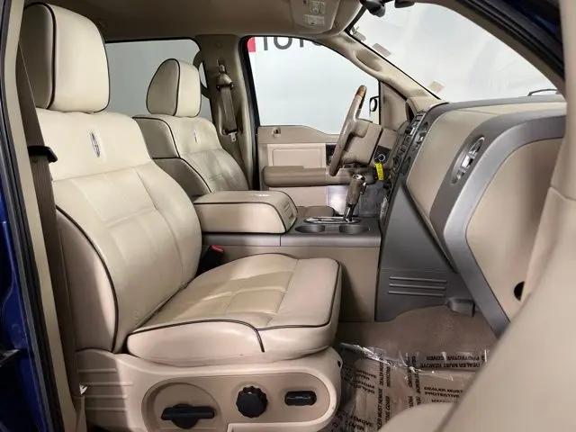 2007 Lincoln Mark LT Standard