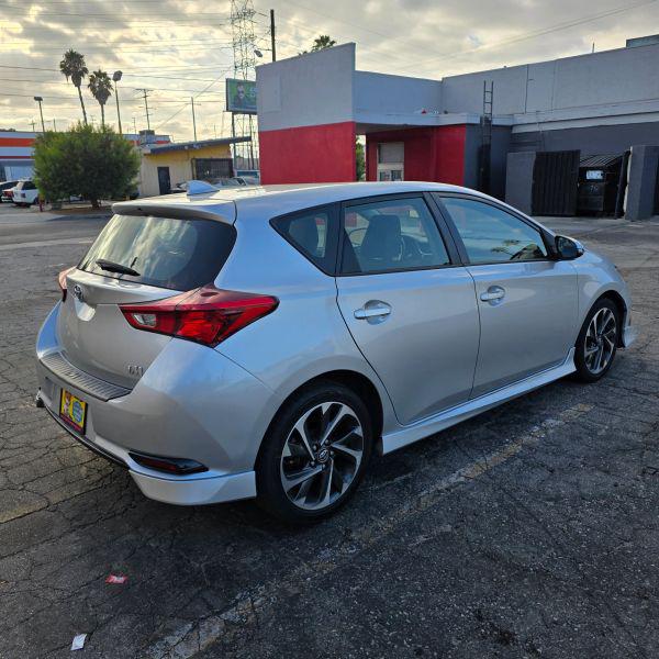 2018 Toyota Corolla iM Base