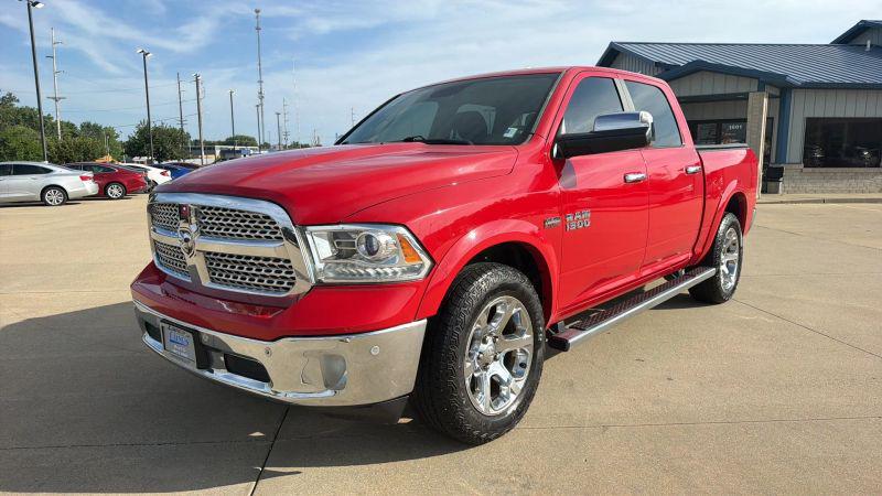 2017 Ram 1500 Laramie Crew Cab 4x4 57 Box