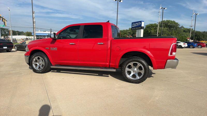 2017 Ram 1500 Laramie Crew Cab 4x4 57 Box