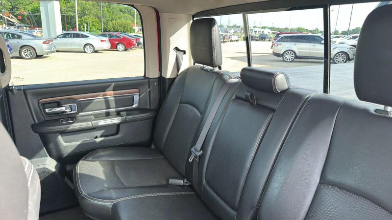 2017 Ram 1500 Laramie Crew Cab 4x4 57 Box