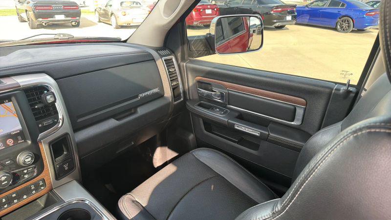 2017 Ram 1500 Laramie Crew Cab 4x4 57 Box