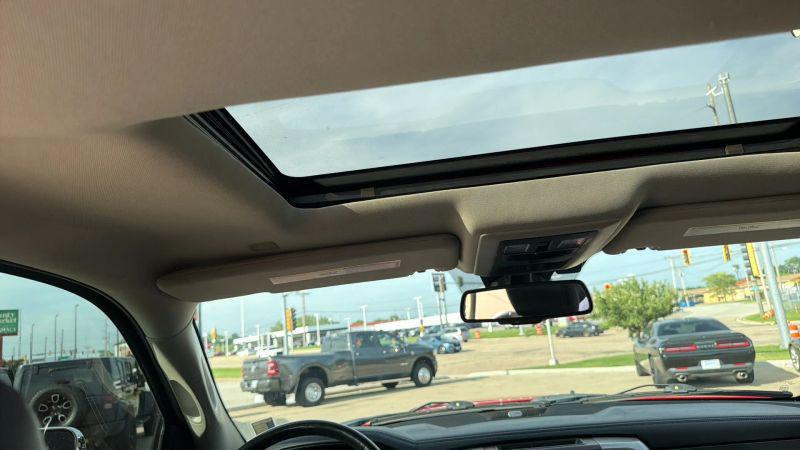 2017 Ram 1500 Laramie Crew Cab 4x4 57 Box