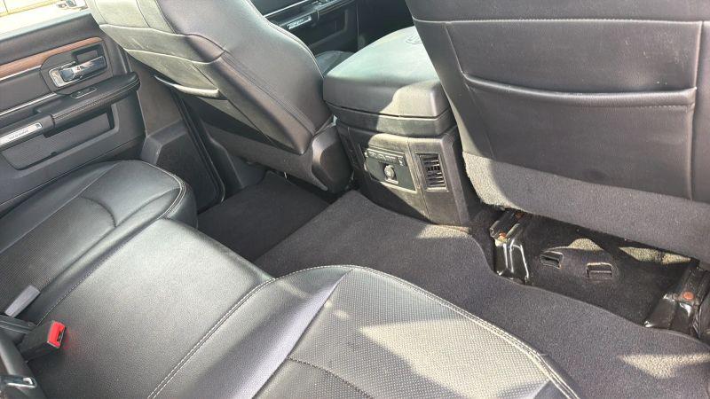 2017 Ram 1500 Laramie Crew Cab 4x4 57 Box