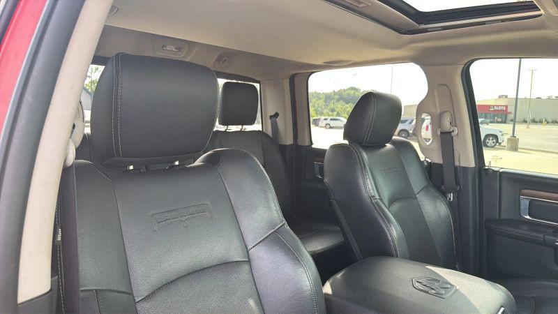 2017 Ram 1500 Laramie Crew Cab 4x4 57 Box