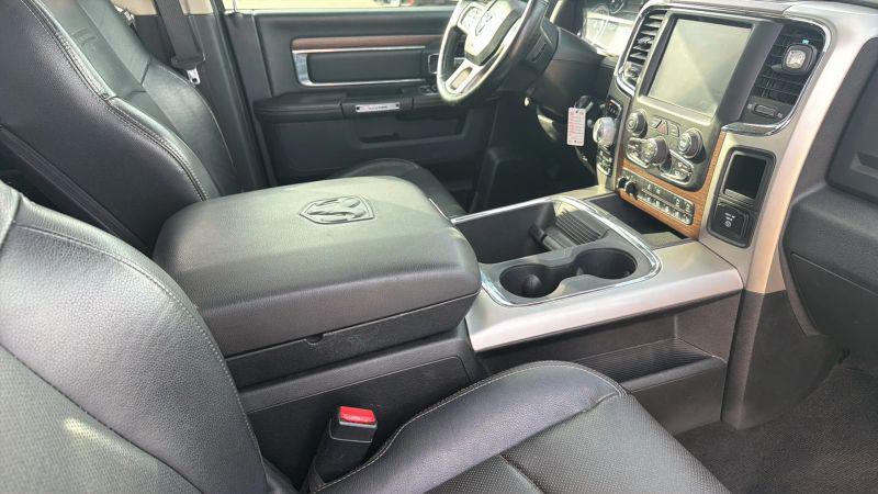 2017 Ram 1500 Laramie Crew Cab 4x4 57 Box