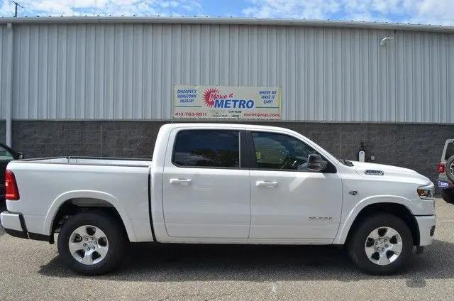 2026 Ram 1500 Big Horn Crew Cab 4x4 5'7" Box