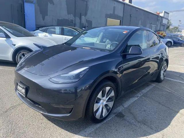 2024 Tesla Model Y RWD