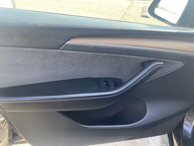 2024 Tesla Model Y RWD