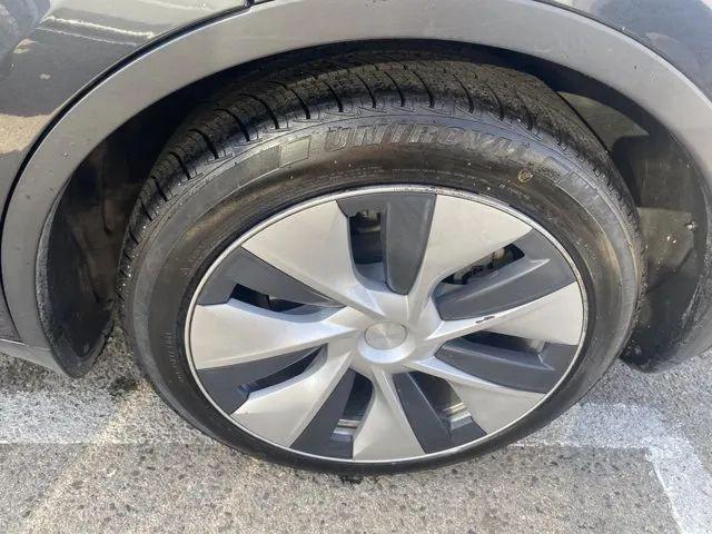 2024 Tesla Model Y RWD