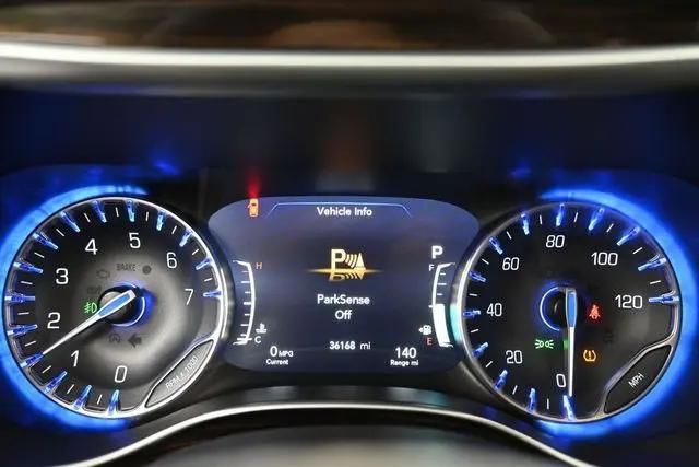 2023 Chrysler Pacifica Limited AWD