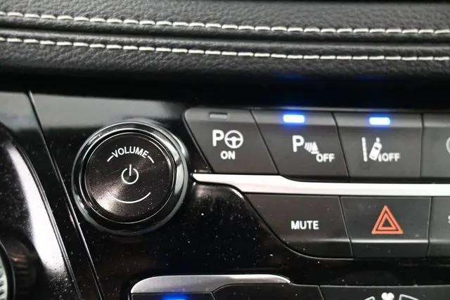 2023 Chrysler Pacifica Limited AWD