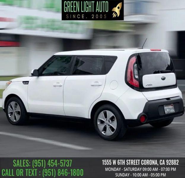 2016 Kia Soul Base