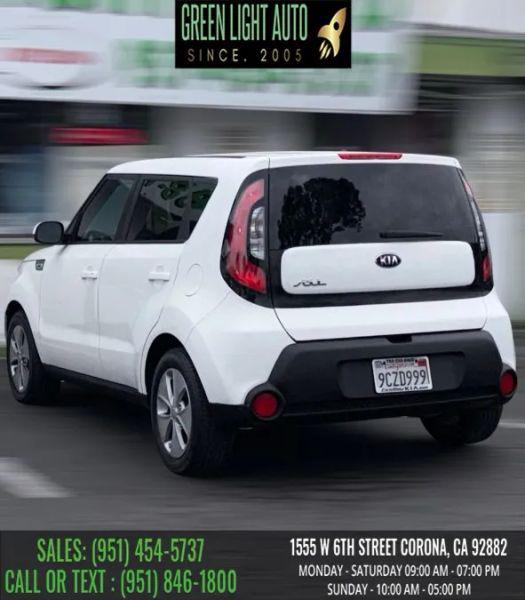 2016 Kia Soul Base