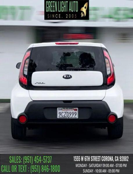 2016 Kia Soul Base