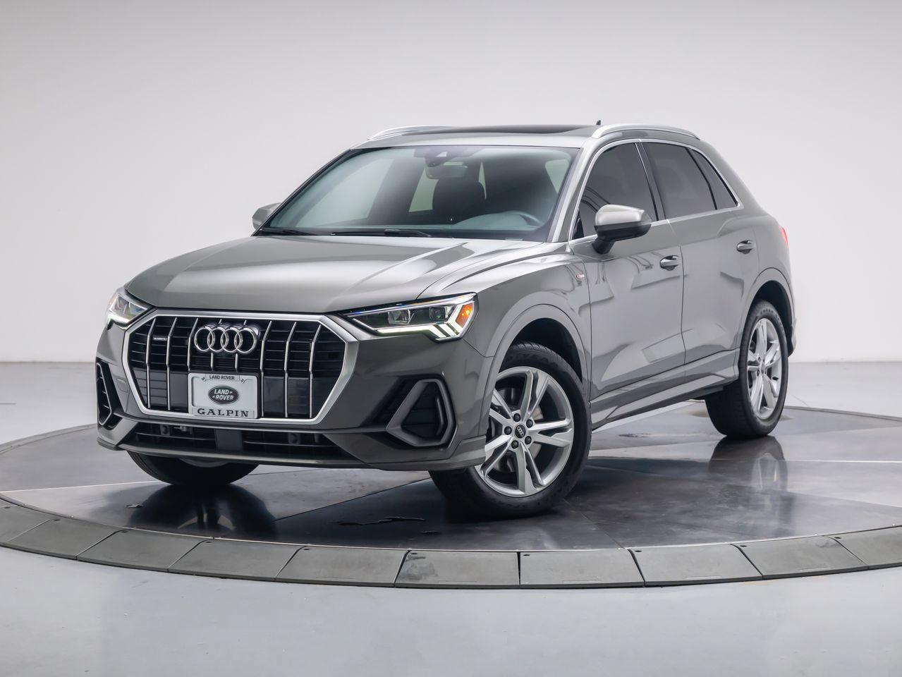 2024 Audi Q3 Gris (Chronos Gray Metallic) SUV/Crossover Tracción en las cuatro ruedas Automática
