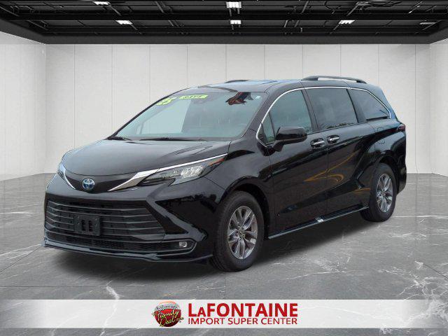2025 Toyota Sienna XLE for sale in Dearborn, MI