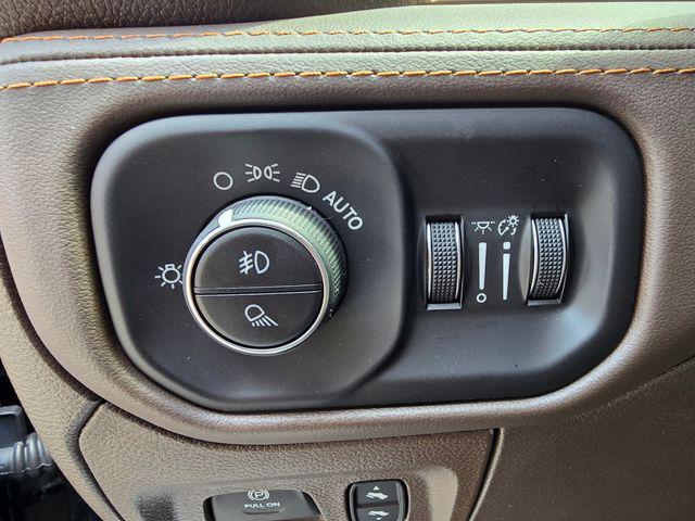 2026 Ram 1500 Limited Longhorn Crew Cab 4x4 5'7" Box