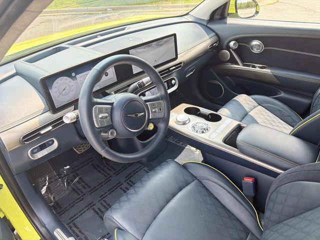2023 Genesis GV60 Performance AWD 2023 Genesis GV60 Performance AWD