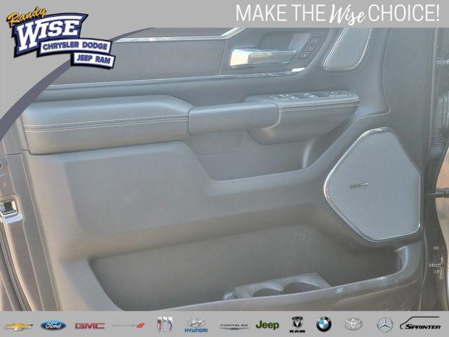 2026 Ram 1500 Laramie Crew Cab 4x4 5'7" Box