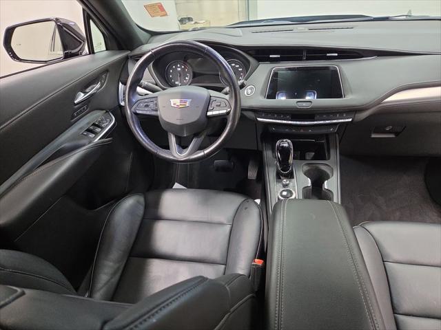 2023 Cadillac XT4 AWD Premium Luxury