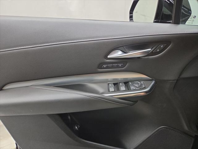 2023 Cadillac XT4 AWD Premium Luxury