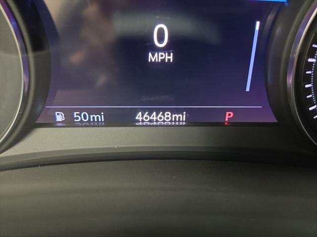 2023 Cadillac XT4 AWD Premium Luxury