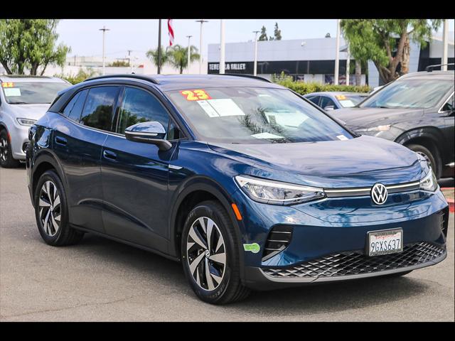 2023 Volkswagen ID.4 Pro