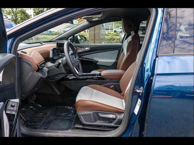 2023 Volkswagen ID.4 Pro