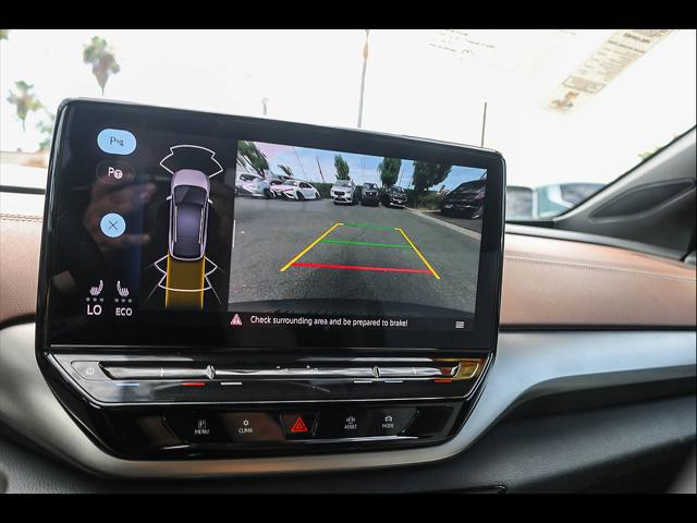 2023 Volkswagen ID.4 Pro