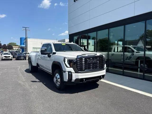 2024 GMC Sierra 3500HD 4WD Crew Cab Long Bed Denali Ultimate for sale in Seekonk, MA