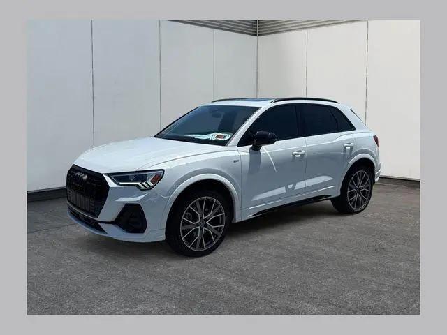 2025 Audi Q3 Premium 45 TFSI S line quattro Tiptronic for sale in Kingsport, TN