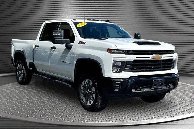 2025 Chevrolet Silverado 2500HD 4WD Crew Cab Standard Bed Custom for sale in Raynham, MA