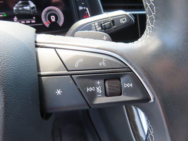 2021 Audi Q8 Premium Plus 55 TFSI quattro Tiptronic
