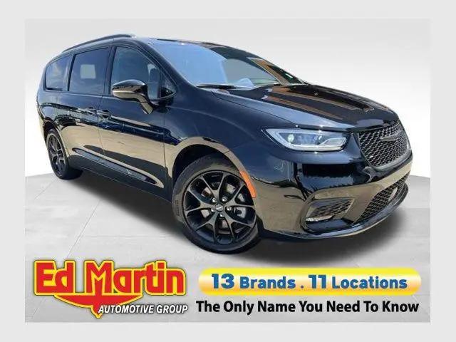 2024 Chrysler Pacifica Touring L AWD for sale in Anderson, IN