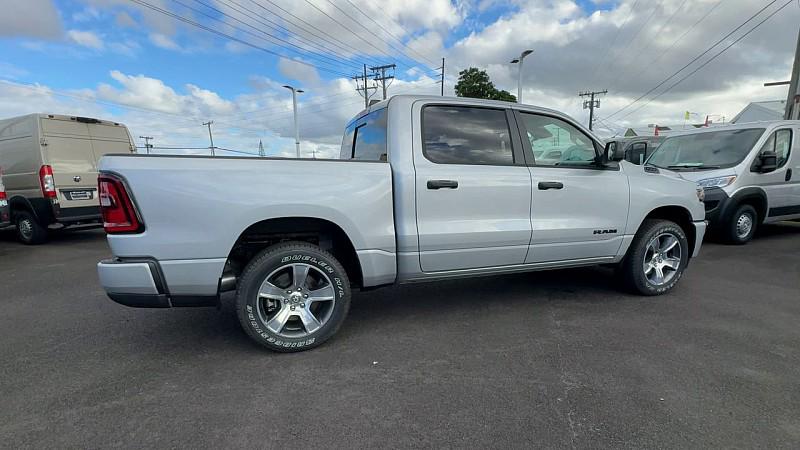 2026 RAM Ram 1500 RAM 1500 EXPRESS CREW CAB 4X4 57 BOX 2026 RAM Ram 1500 RAM 1500 EXPRESS CREW CAB 4X4 57 BOX
