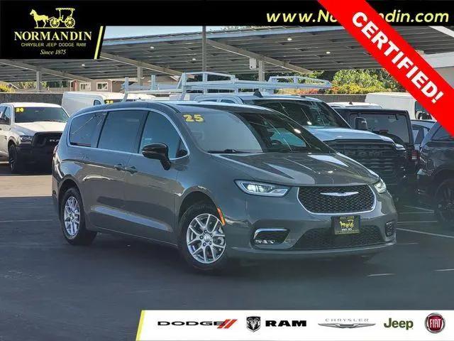 2025 Chrysler Pacifica Select for sale in San Jose, CA