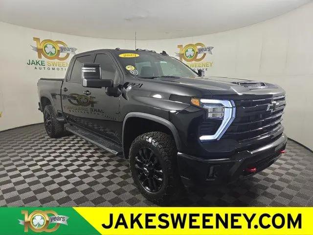 2025 Chevrolet Silverado 2500HD 4WD Crew Cab Standard Bed LTZ for sale in Cincinnati, OH