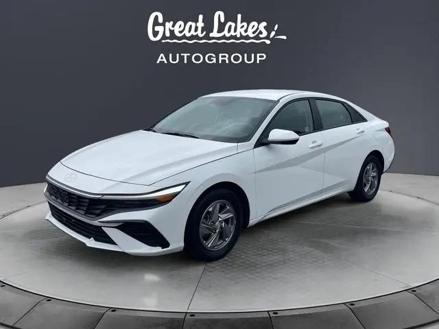2024 Hyundai Elantra SE for sale near Findlay, OH