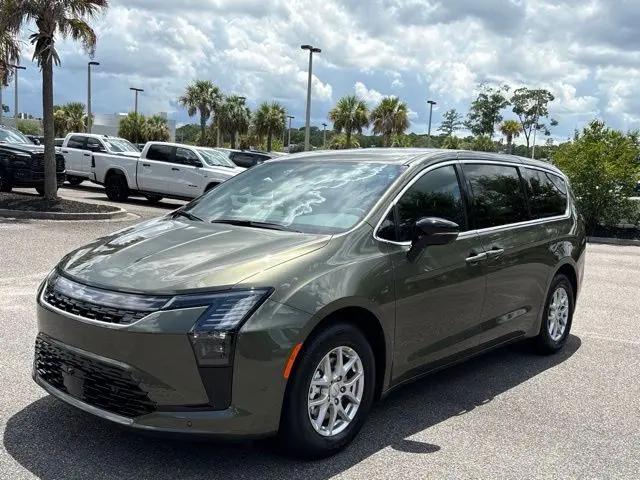 2027 Chrysler Pacifica Select for sale in Savannah, GA