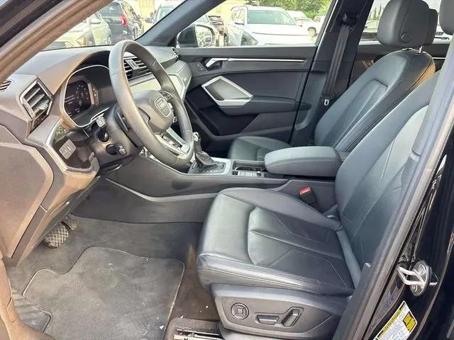 2025 Audi Q3 Premium 45 TFSI S line quattro Tiptronic