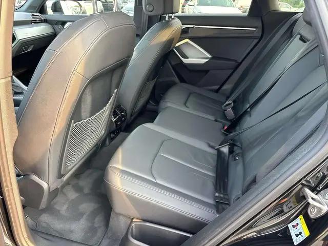 2025 Audi Q3 Premium 45 TFSI S line quattro Tiptronic