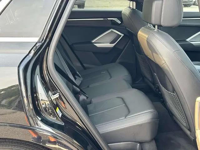 2025 Audi Q3 Premium 45 TFSI S line quattro Tiptronic