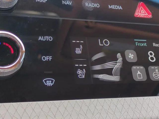2025 Genesis GV80 2.5T Prestige AWD