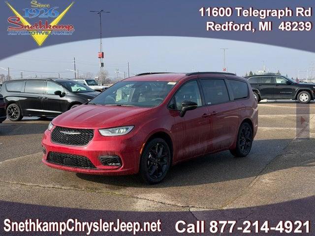 2026 Chrysler Pacifica Select for sale in Redford, MI