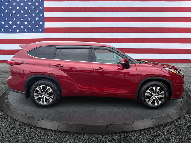2020 Toyota Highlander XLE 2020 Toyota Highlander XLE