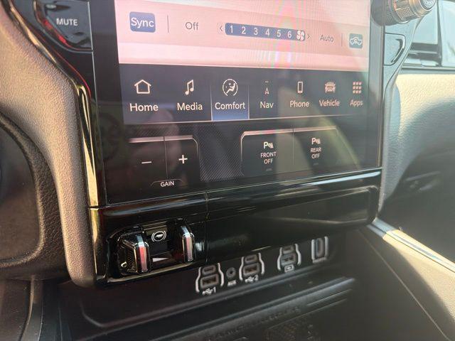 2025 Ram 1500 Laramie Crew Cab 4x4 6'4" Box