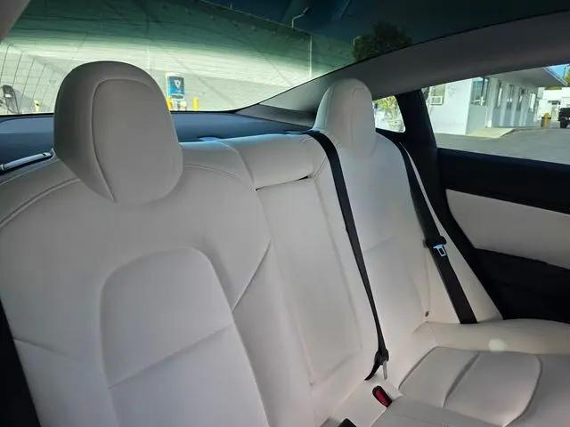 2019 Tesla Model 3 Standard Range
