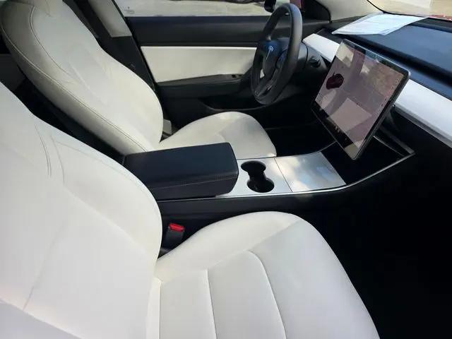 2019 Tesla Model 3 Standard Range